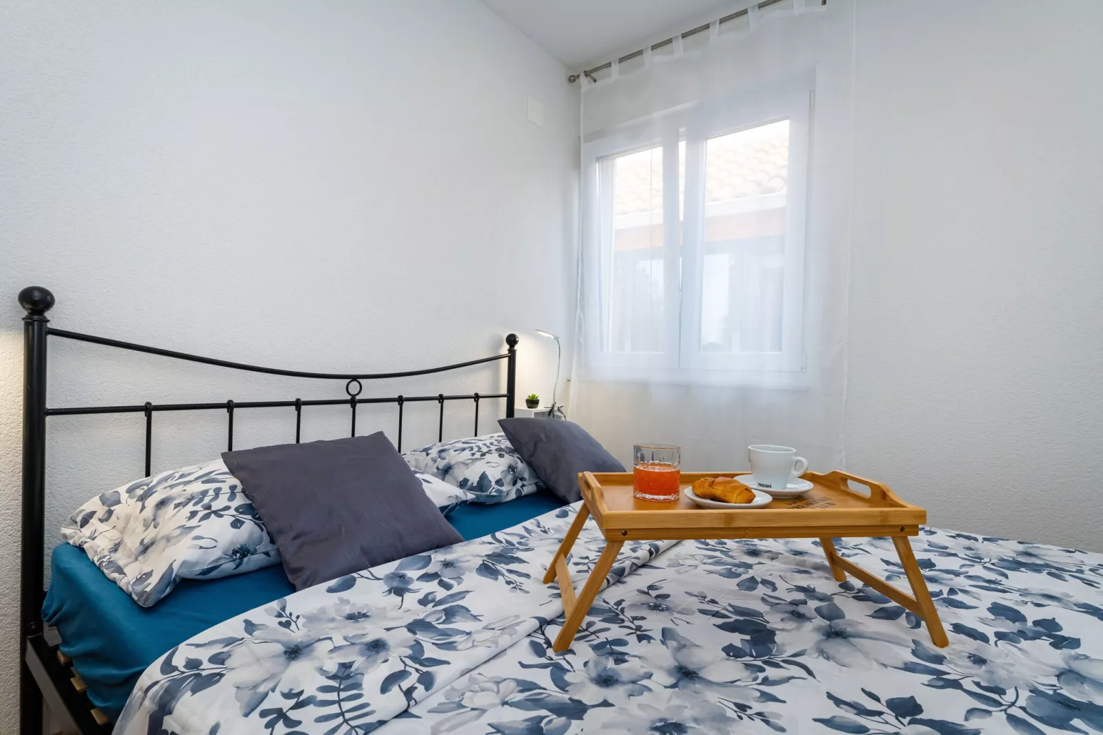 Apartment Nikita with private pool-Slaapkamer