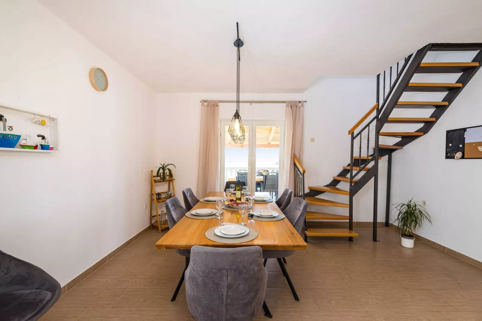 Holiday home Agro Casa-Eetkamer