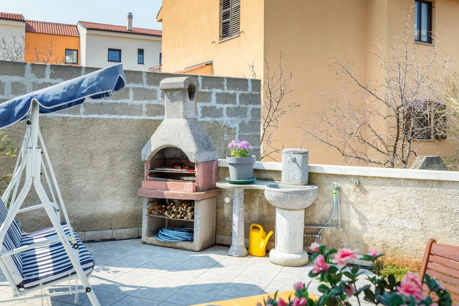 Apartment Dana - Two Bedroom Apartment with Terrace-Buitenlucht