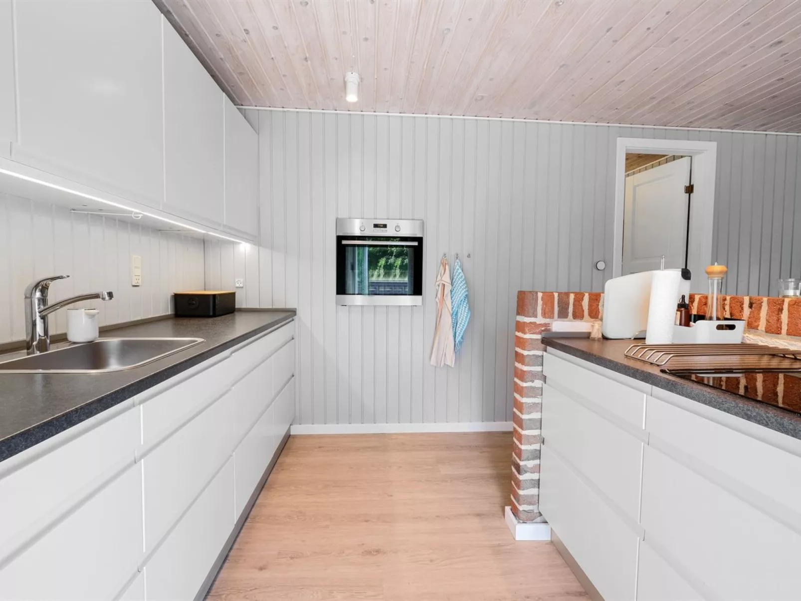 "Maike" - 3.7km from the sea-Binnen