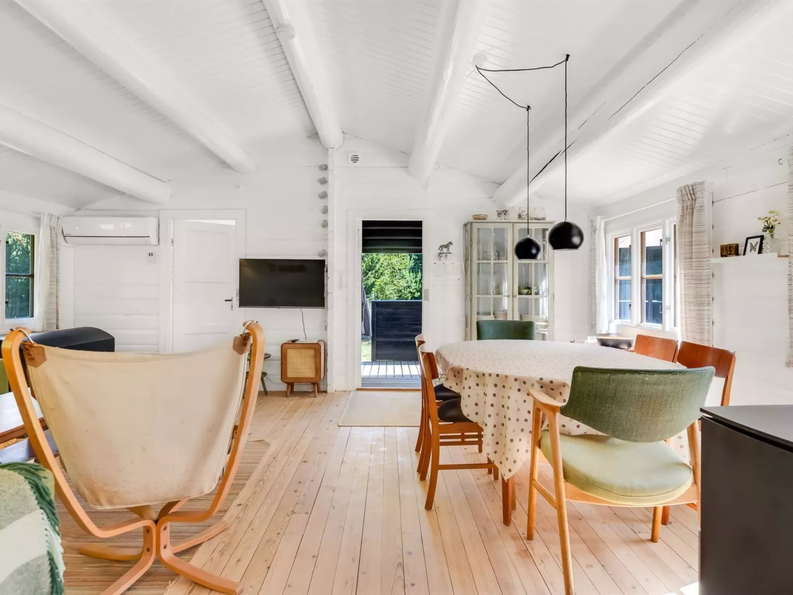 "Reinhardt" - 800m from the sea-Binnen