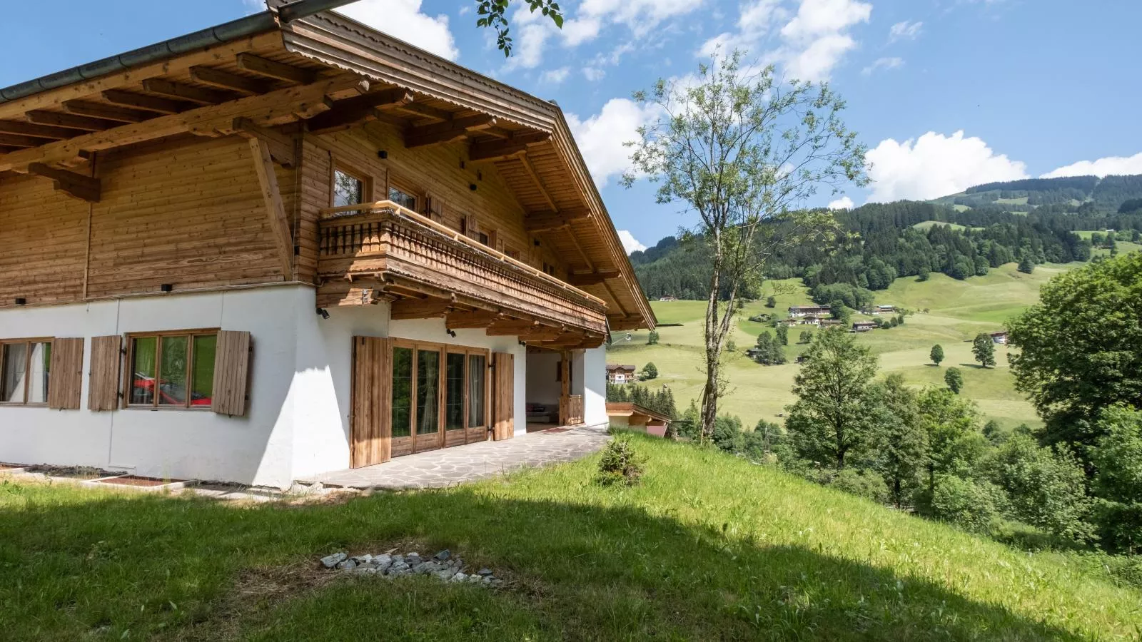 Brügglbach XL-Buitenkant zomer