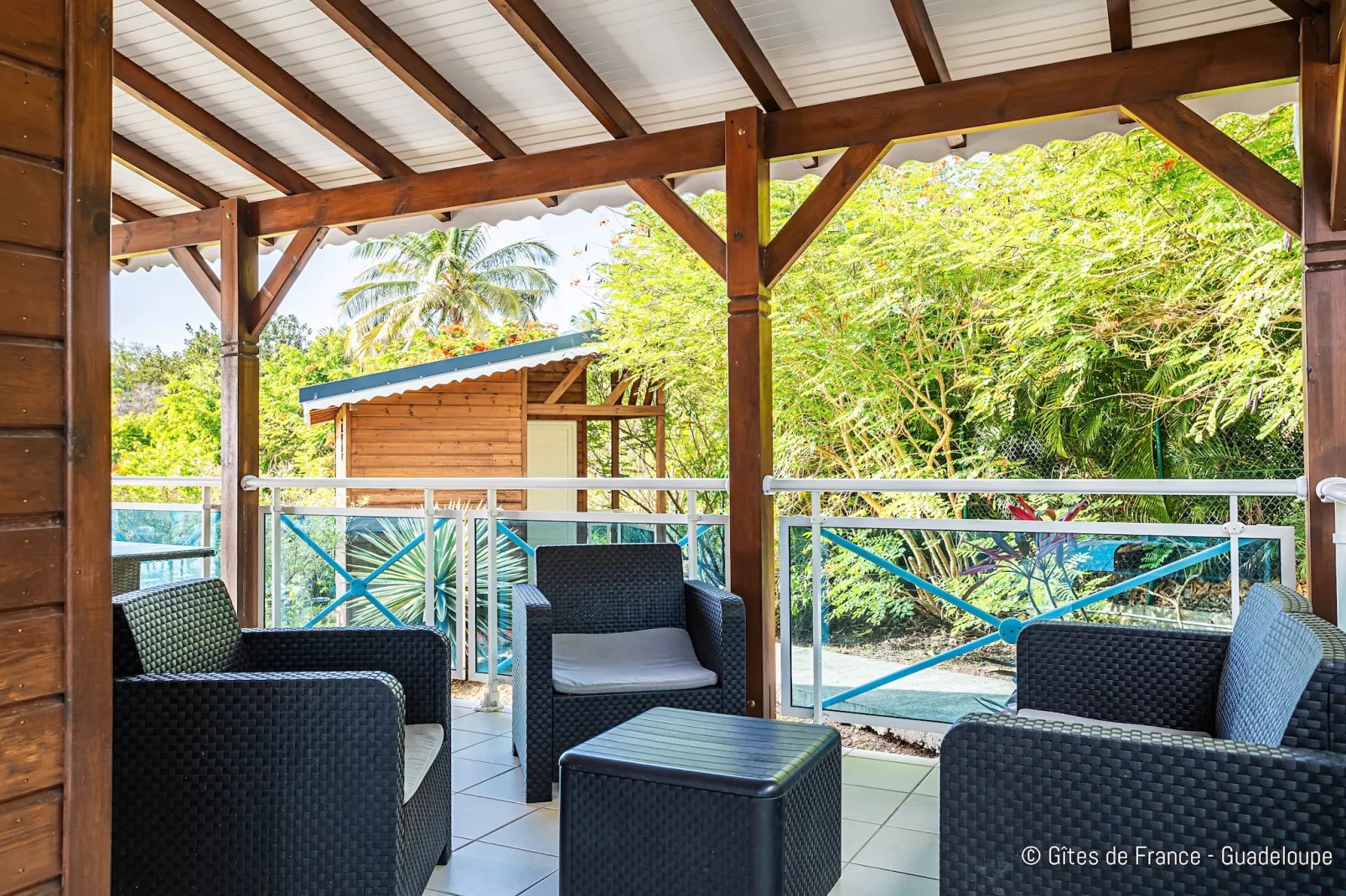 Paradise Bay Villa standing avec vue sur mer Non Remboursable-Terrasbalkon