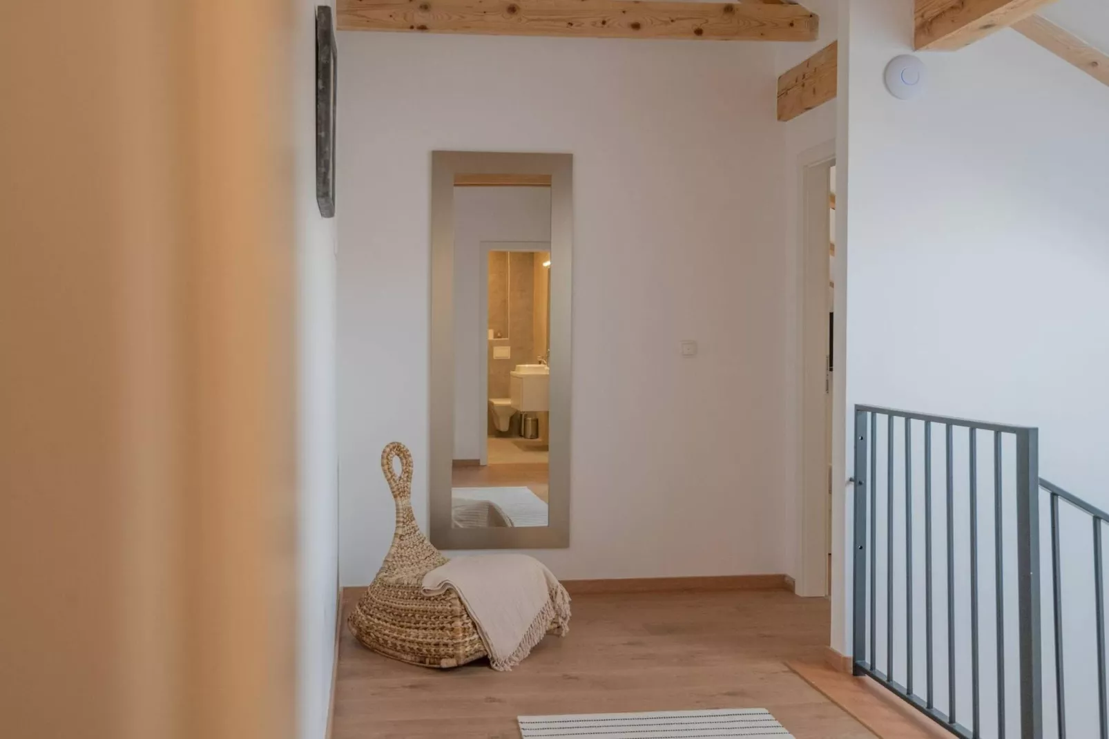 Luxury Villa Prolozac-Overloop