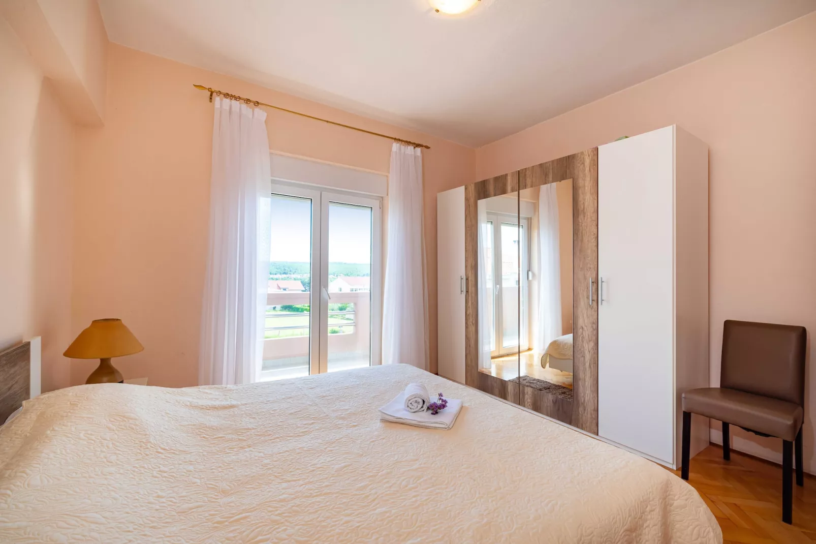 Sea view apartment Nika-Slaapkamer