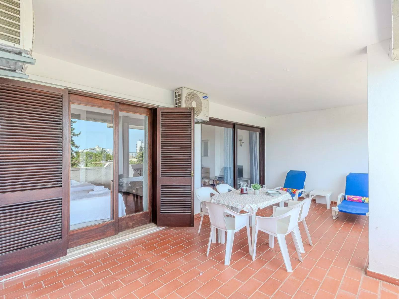 Lima - Sunny Way-Binnen