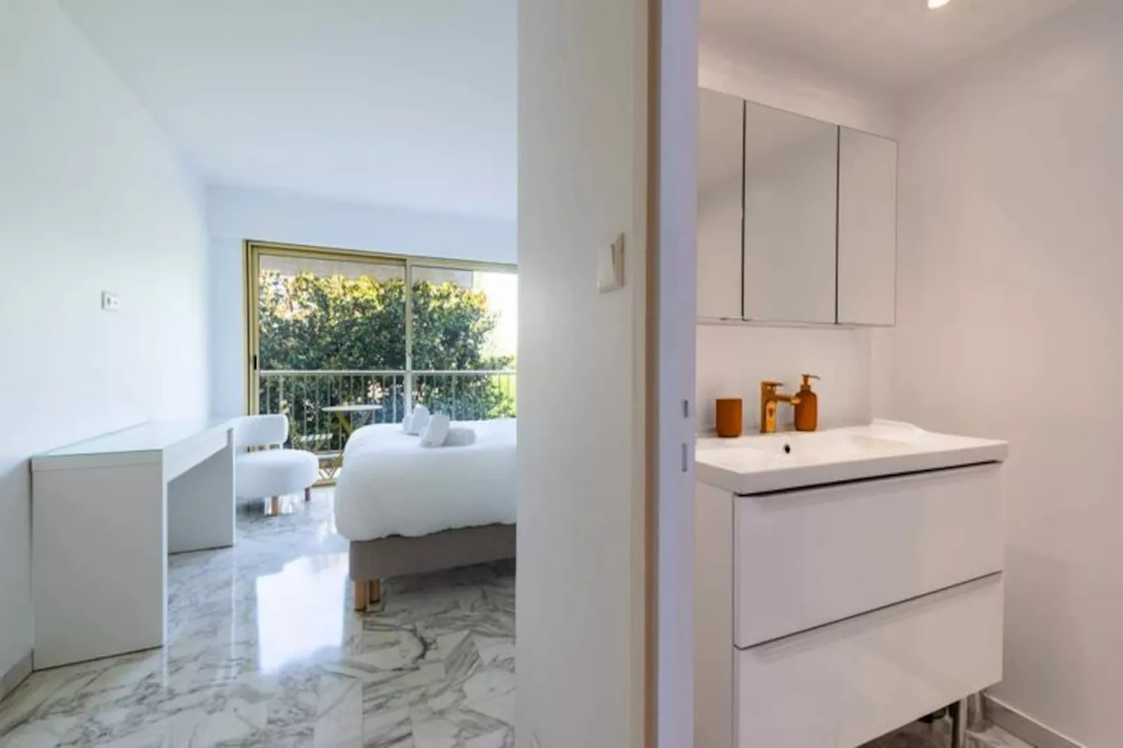 Résidence 3p Vue Mer, Piscine &ndash; Cannes Croix Des Gardes-Niet-getagd