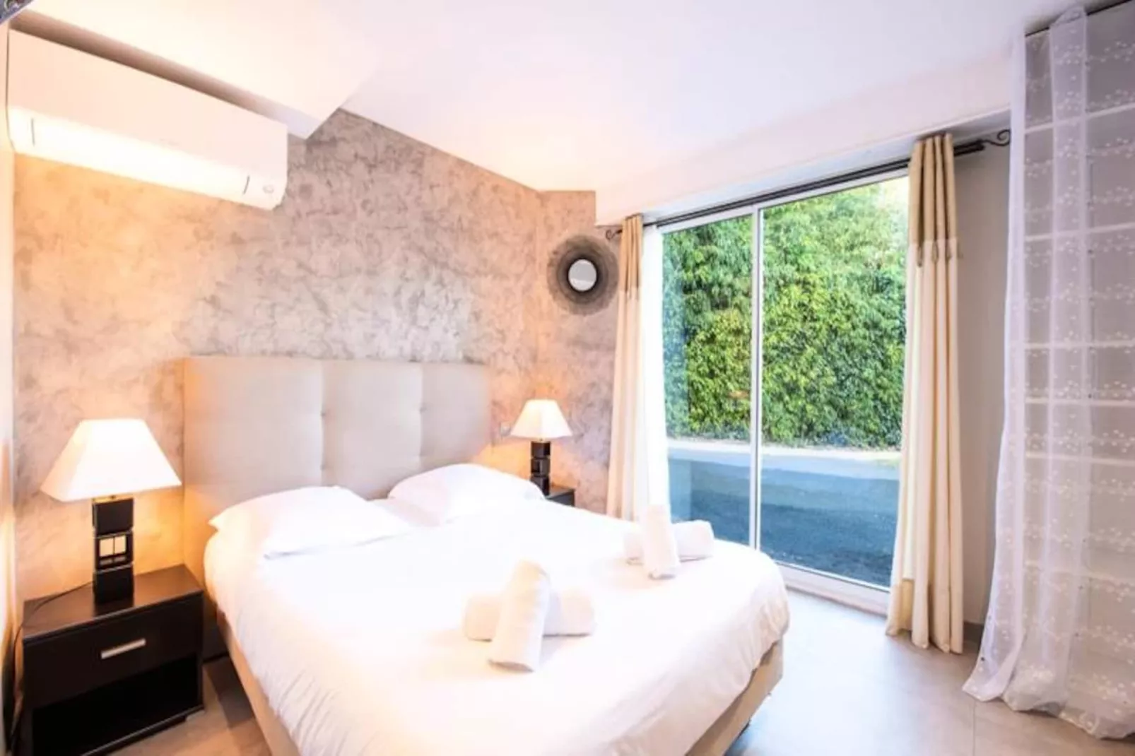 Résidence Villa 330m2, 6 Chambres, Piscine Chauff&eacute;e Jacuzzi - Niet-getagd