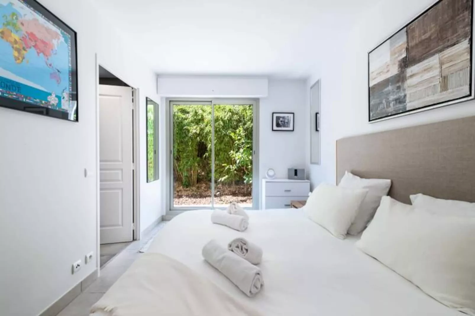 Résidence 2p Rez-de-jardin Avec Piscine – Calme, Parking Privé-Niet-getagd