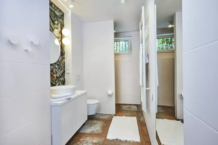 Dom wakacyjny w Sasinie dla max 6 osób-Badkamer