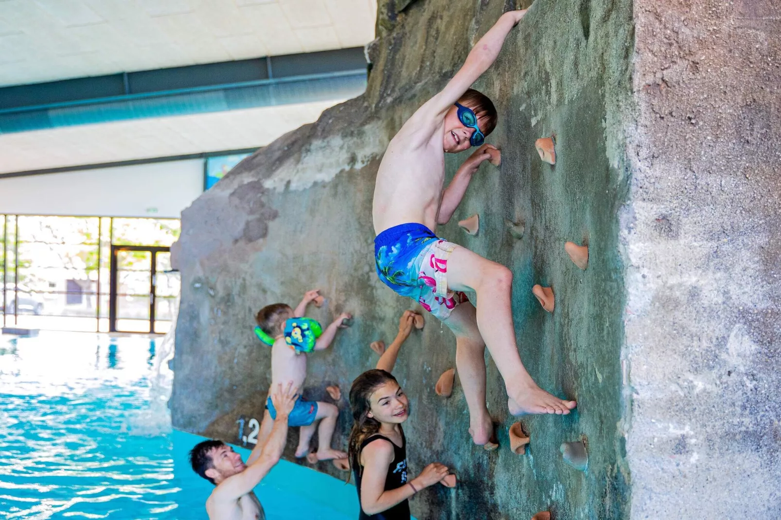 14 persoons vakantie huis op een vakantie park in Blåvand-Zwembad
