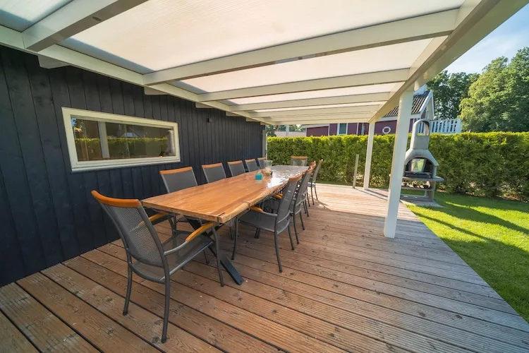 Poolhaus 140 qm-Terrasbalkon