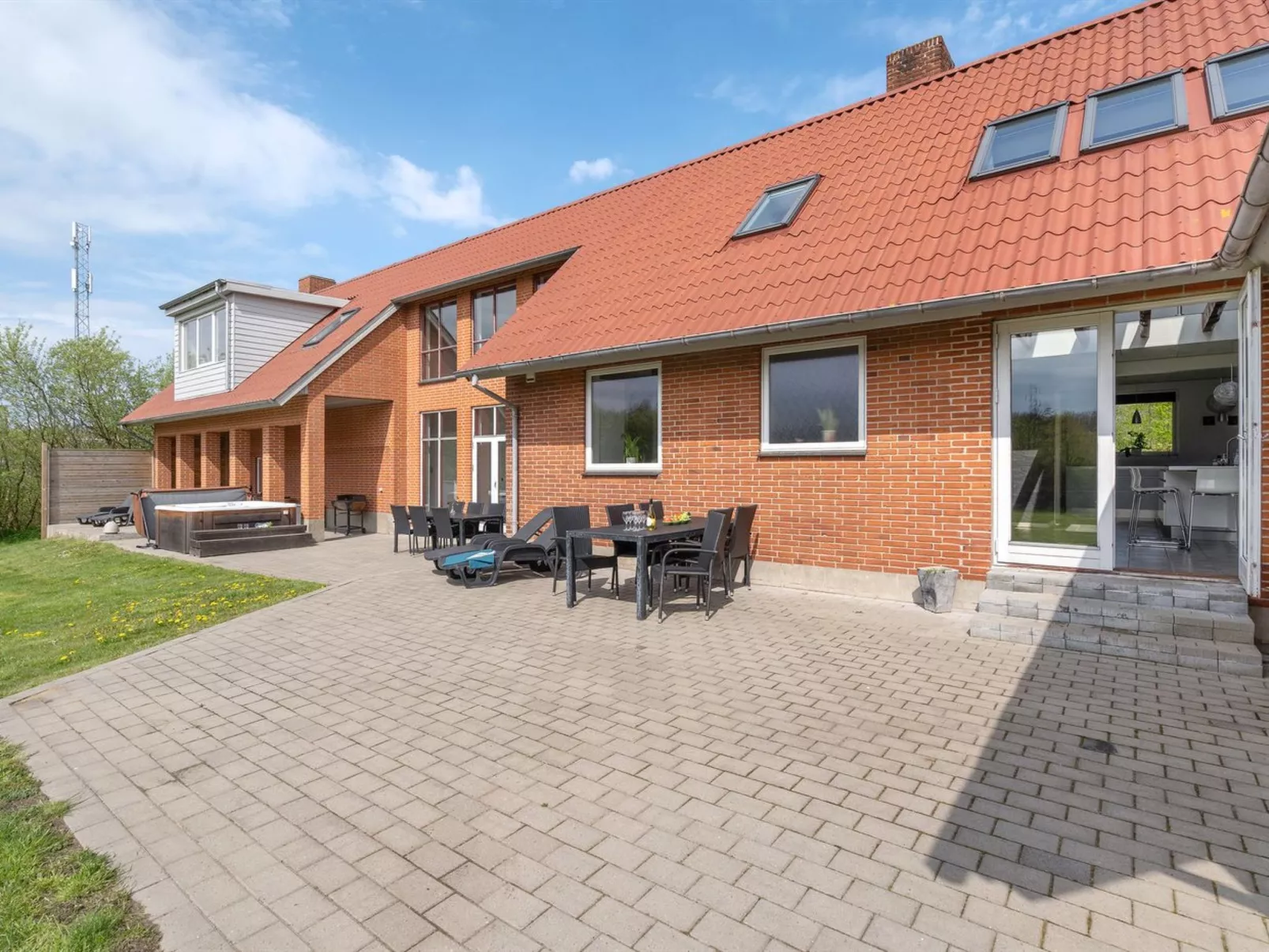 "Markhild" - 300m to the fjord-Buiten