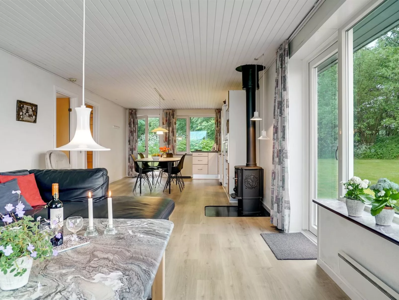 "Ephra" - 250m to the fjord-Binnen