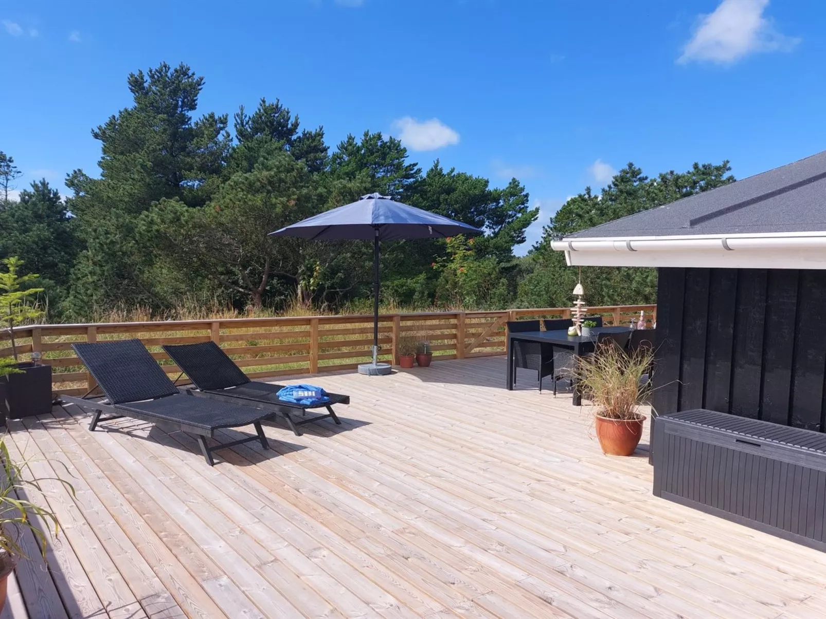 "Elgin" - 1.8km from the sea-Buiten