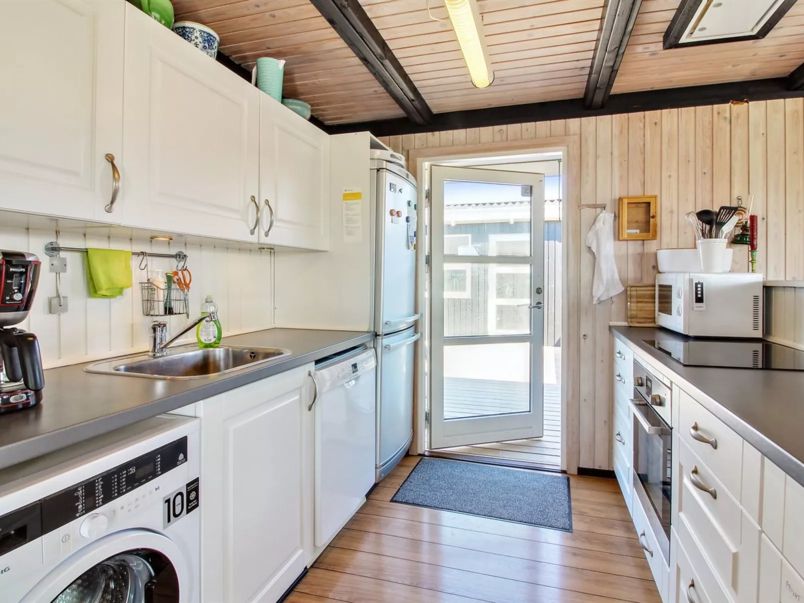 "Gojko" - 140m from the sea-Binnen