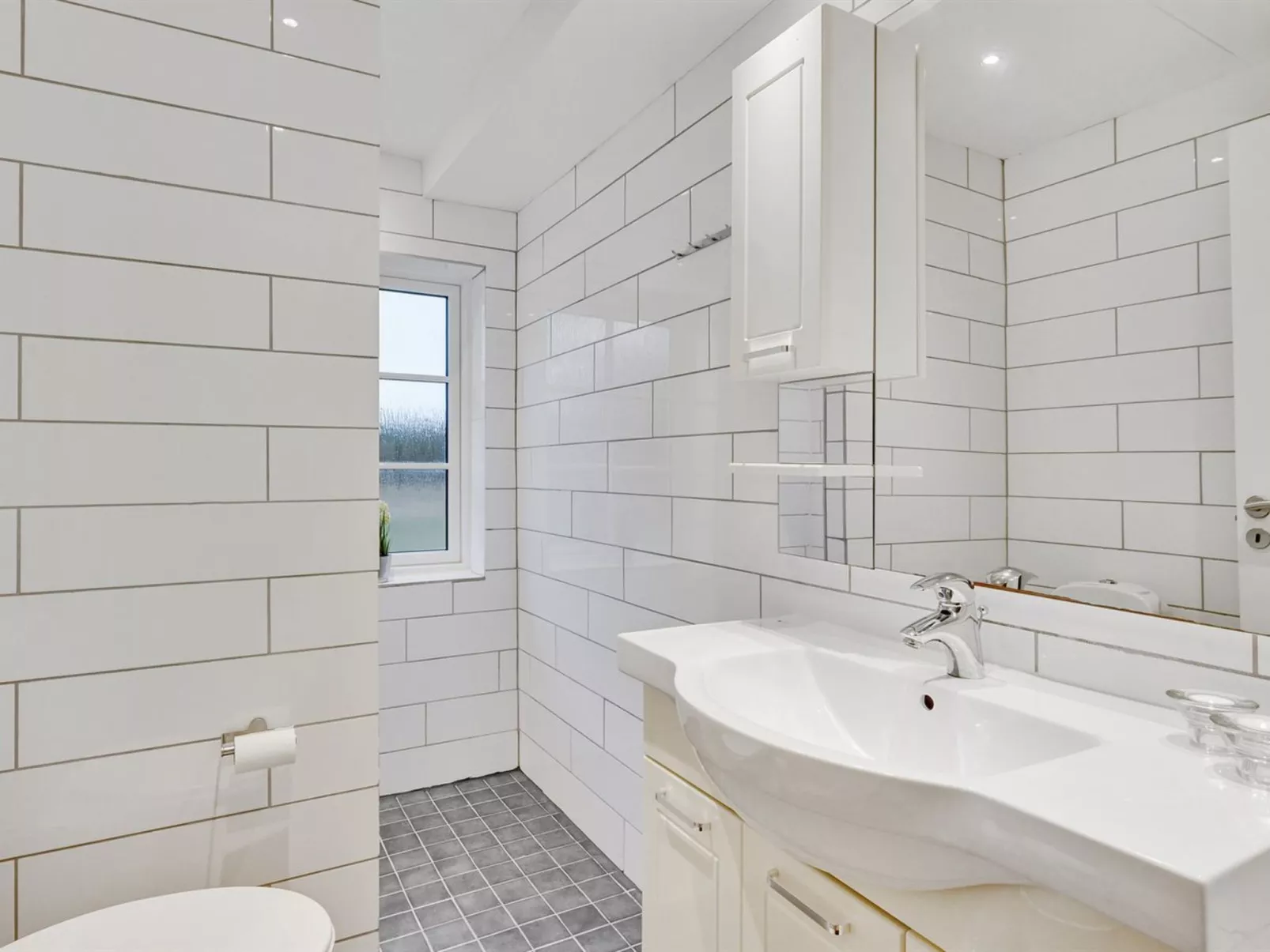 "Cornelius" - 900m from the sea-Binnen