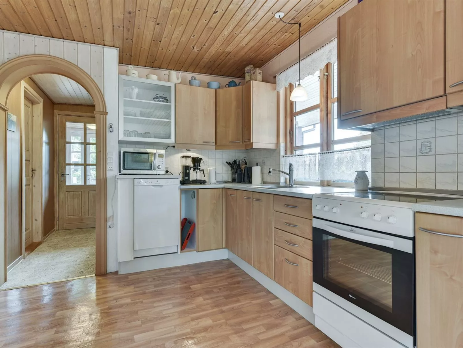 "Heralde" - 250m from the sea-Binnen