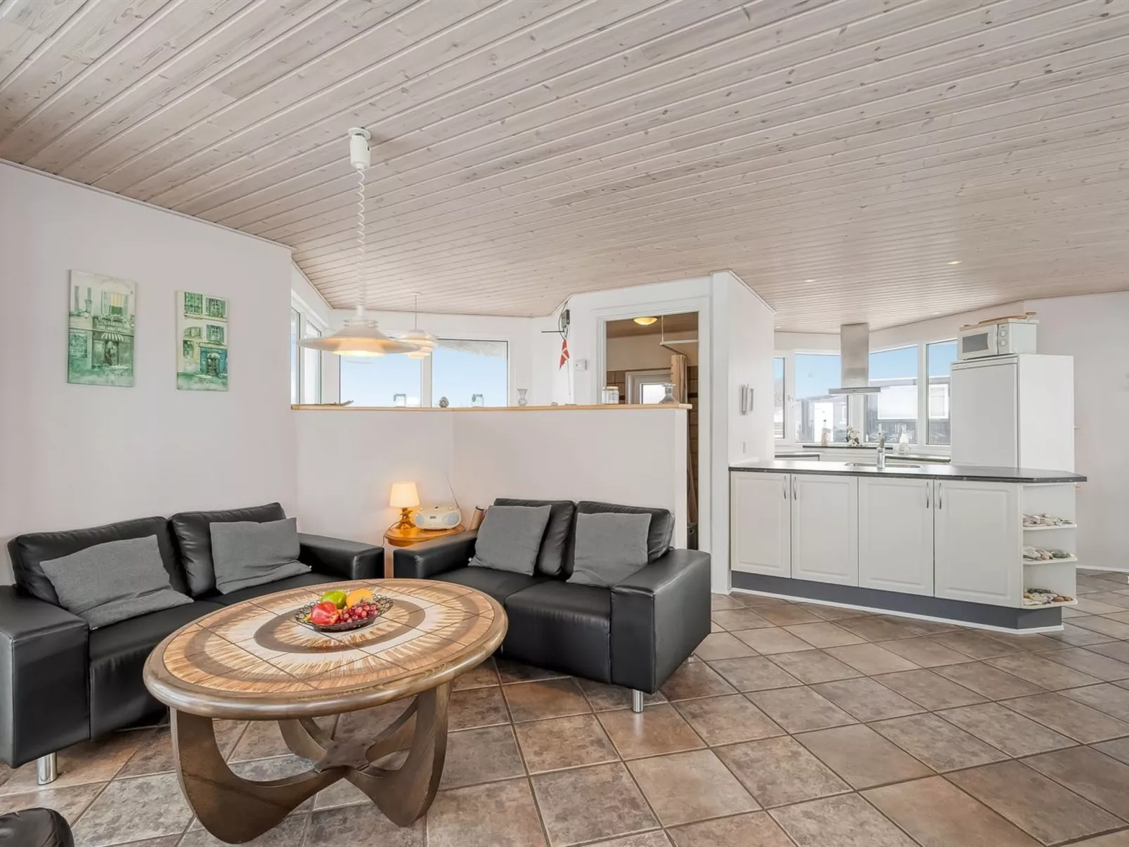 "Ginny" - 300m to the fjord-Binnen