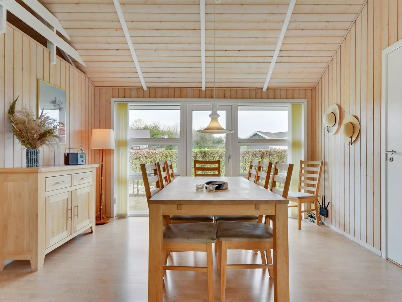 "Deline" - 250m from the sea-Binnen