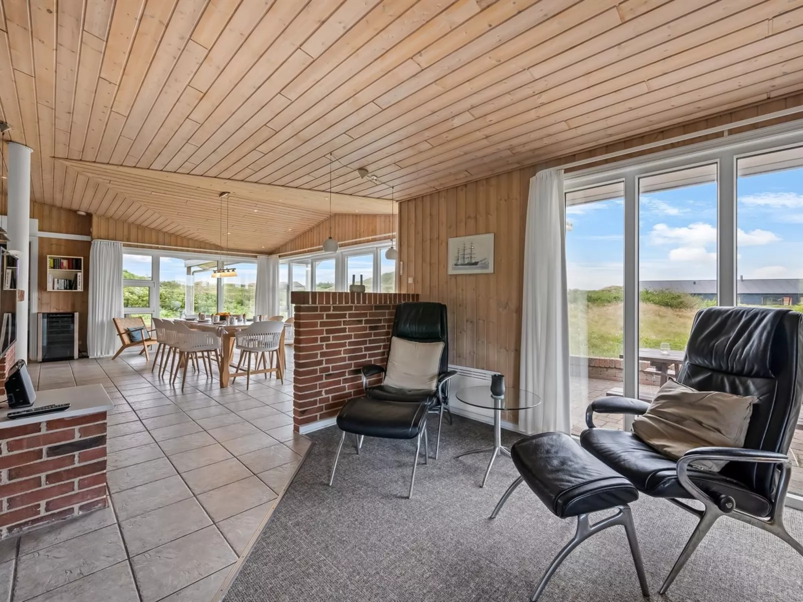 "Eugenie" - 450m from the sea-Binnen