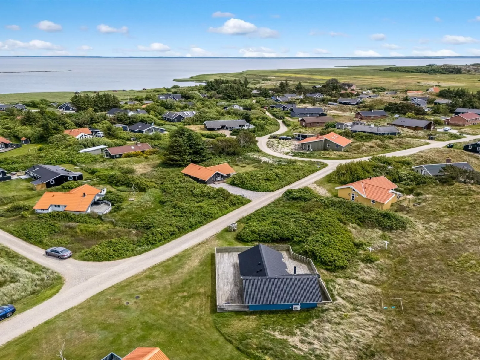 "Valia" - 400m to the fjord-Buiten