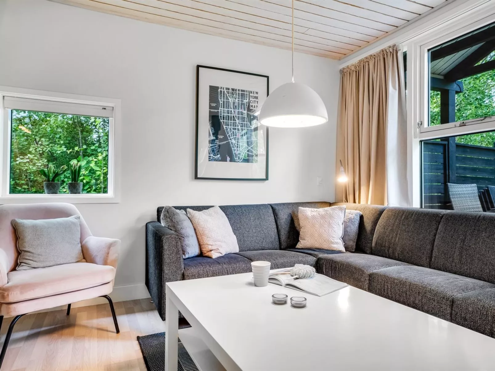 "Torsten" - 30m from the sea-Binnen