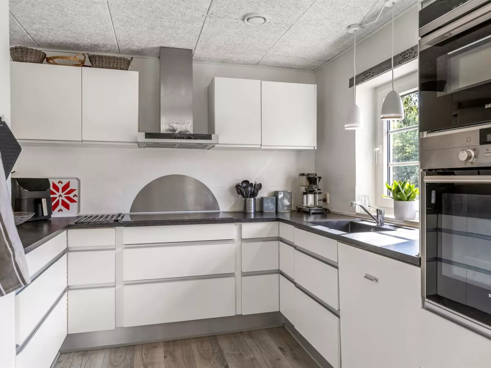 "Artan" - 2.6km from the sea-Binnen