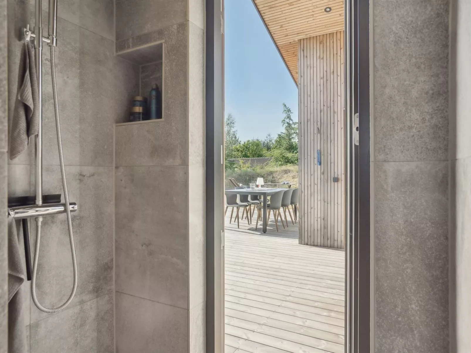 "Anderson" -  from the sea-Binnen