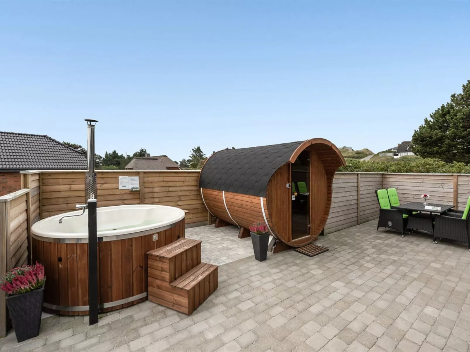 "Ulva" - 400m from the sea-Buiten