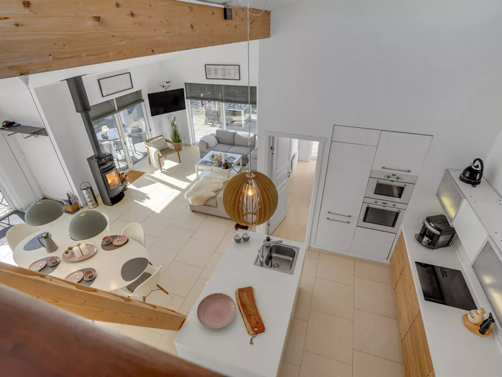 "Biorn" - 70m from the sea-Binnen