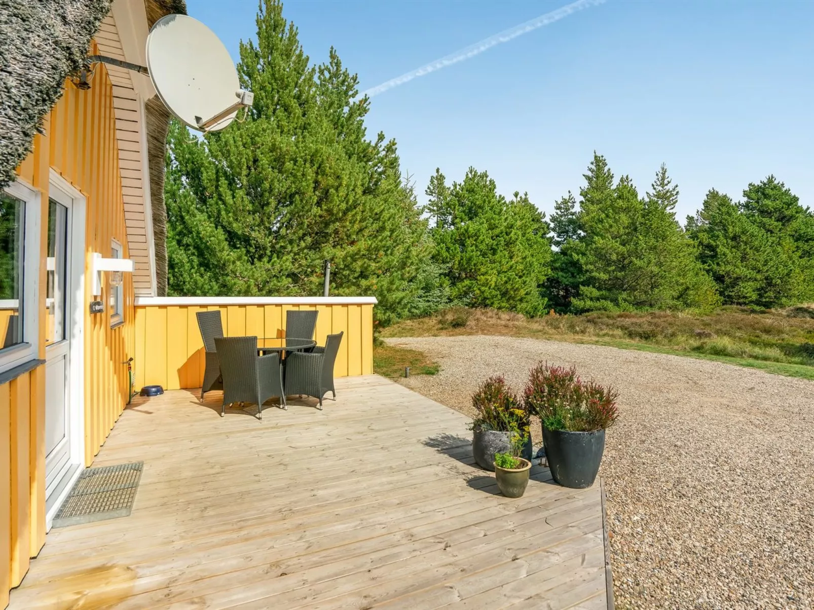 "Wale" - 3.3km from the sea-Buiten