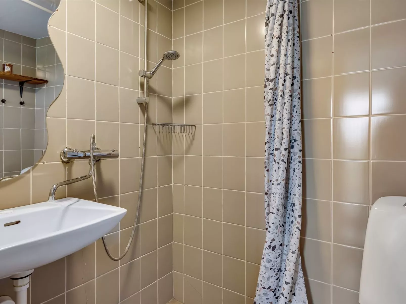 "Dolfine" - 15km from the sea-Binnen