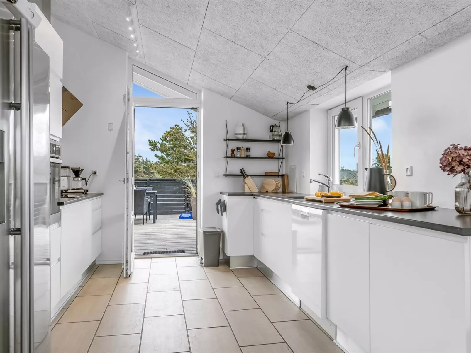 "Aija" - 375m from the sea-Binnen