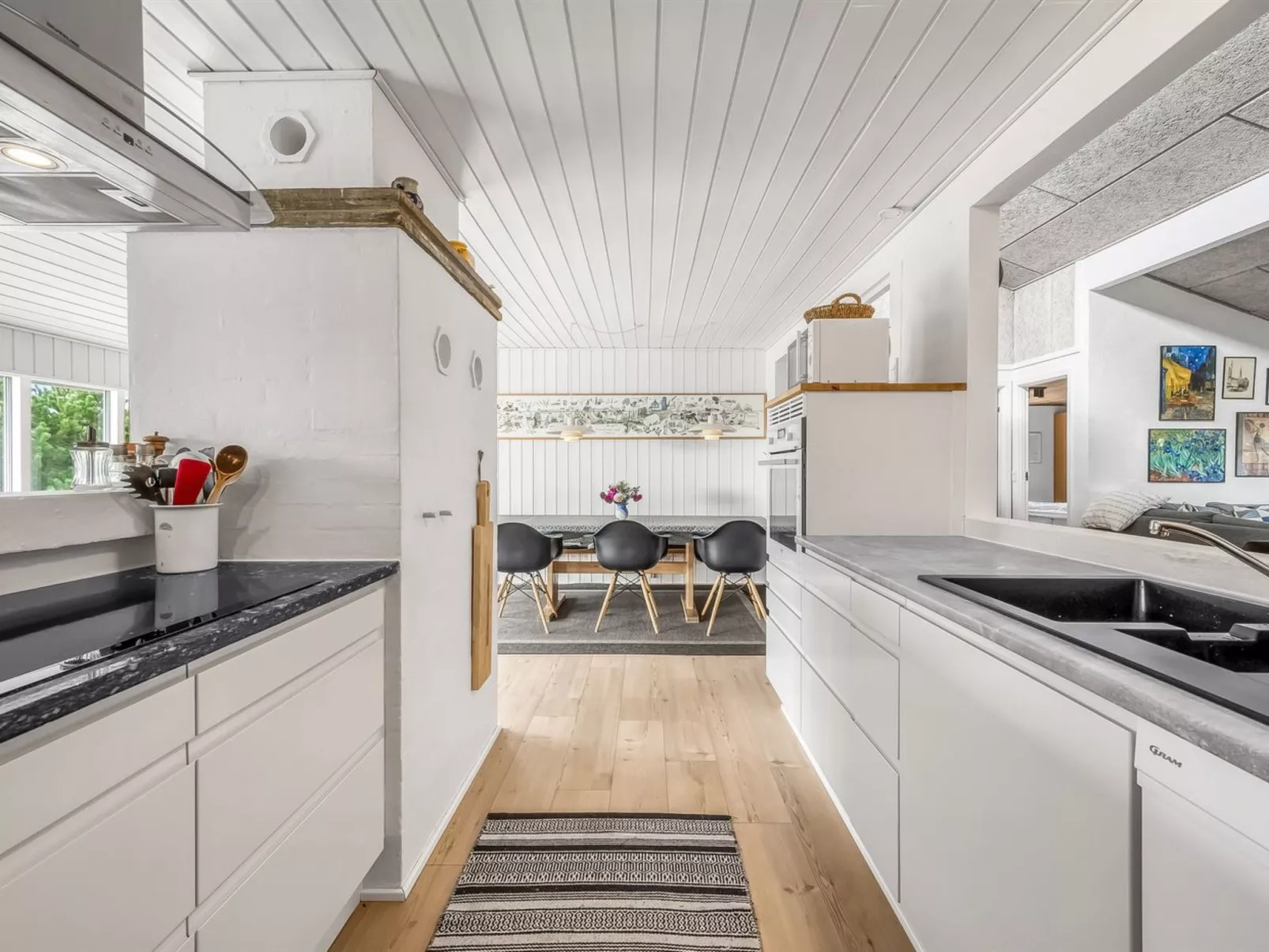 "Saxe" -  from the sea-Binnen