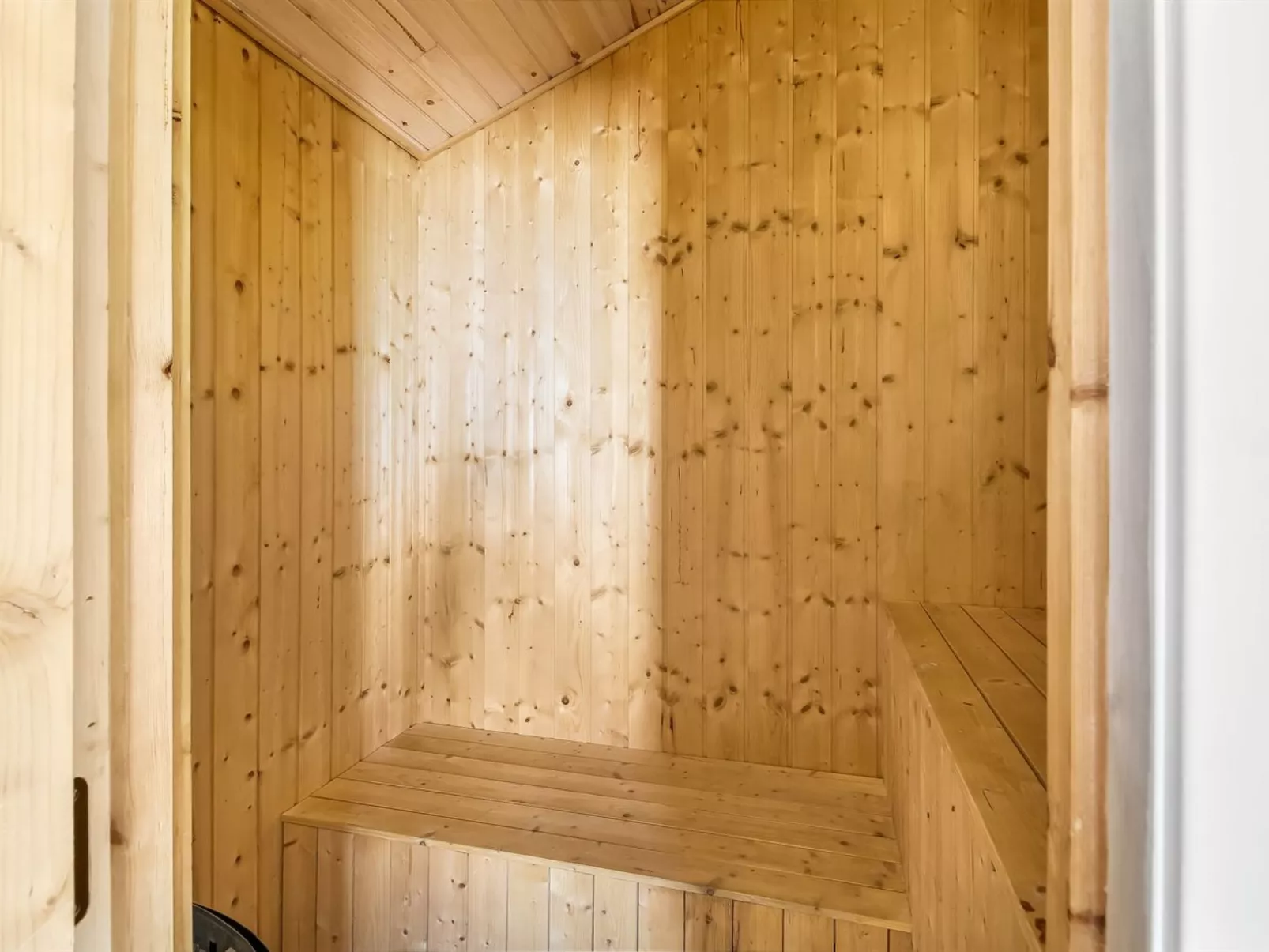 "Nette" - 300m from the sea-Binnen