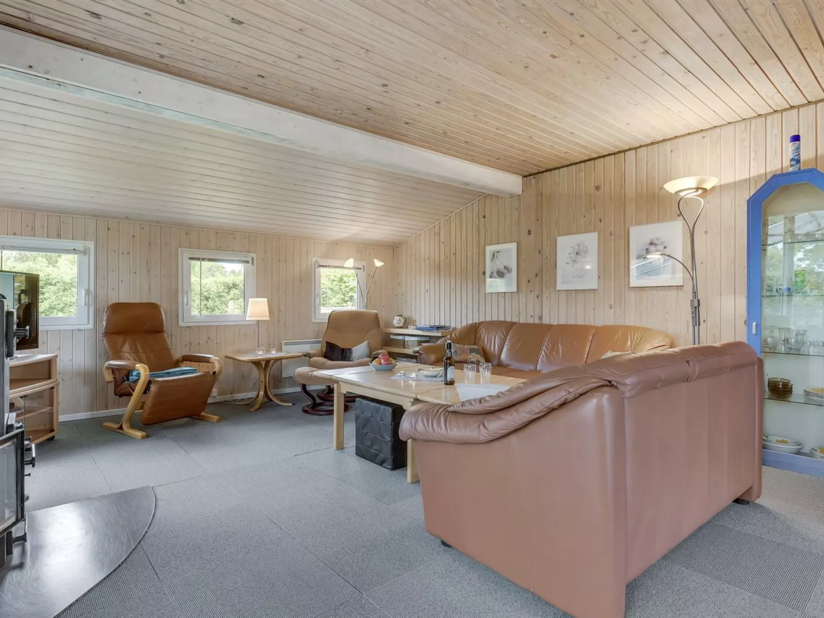 "Virpi" - 400m from the sea-Binnen