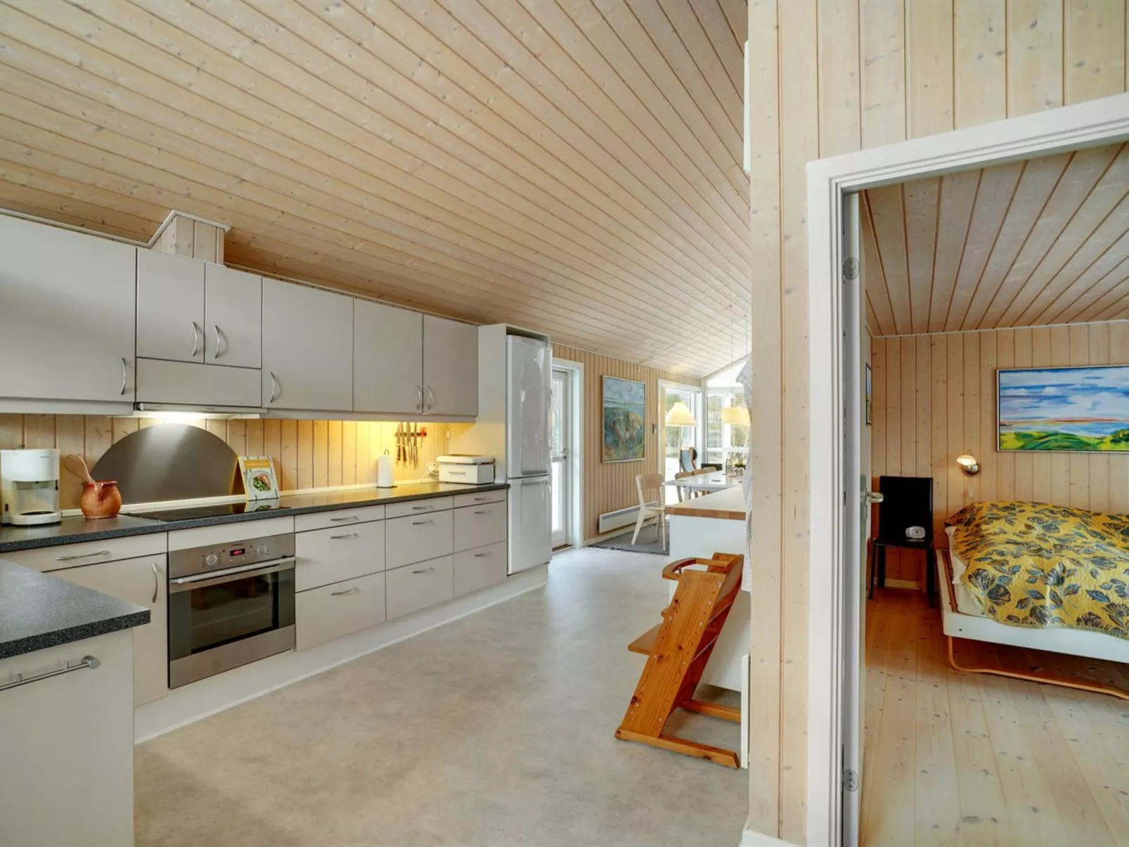 "Aswarth" - 50m to the fjord-Binnen