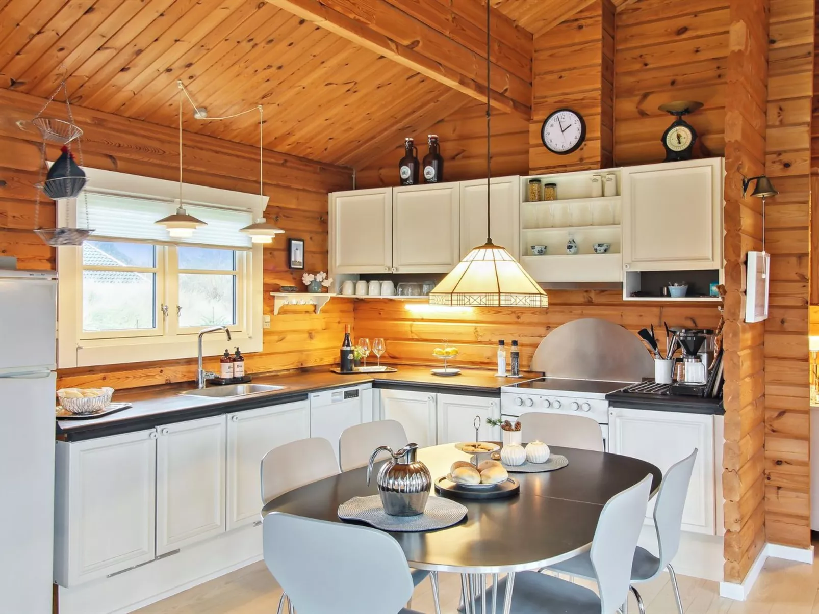 "Awarth" - 500m from the sea-Binnen