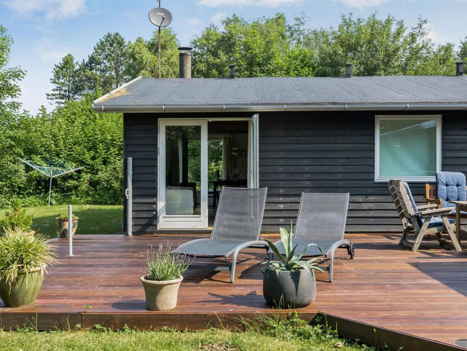 "Lucie" - 1.5km from the sea-Buiten