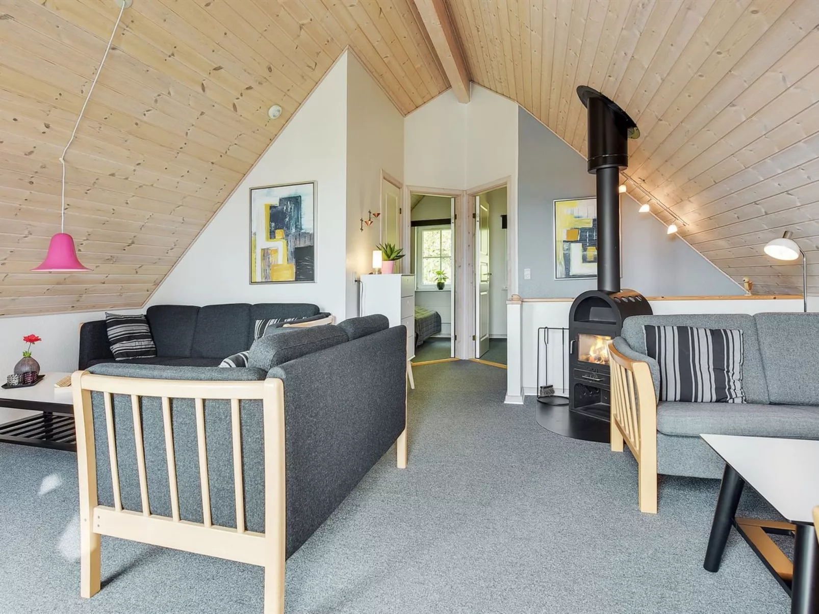 "Babette" - 75m to the fjord-Binnen