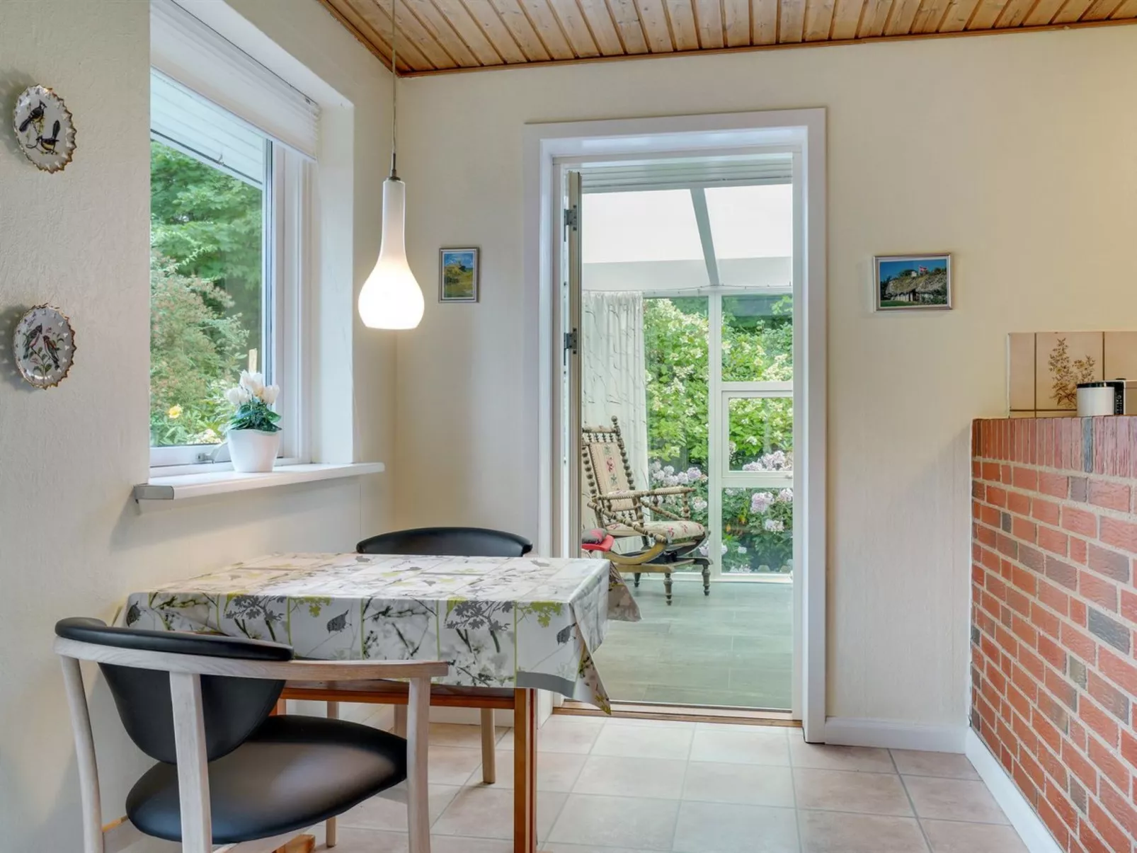 "Maksimilian" - 1.5km from the sea-Binnen