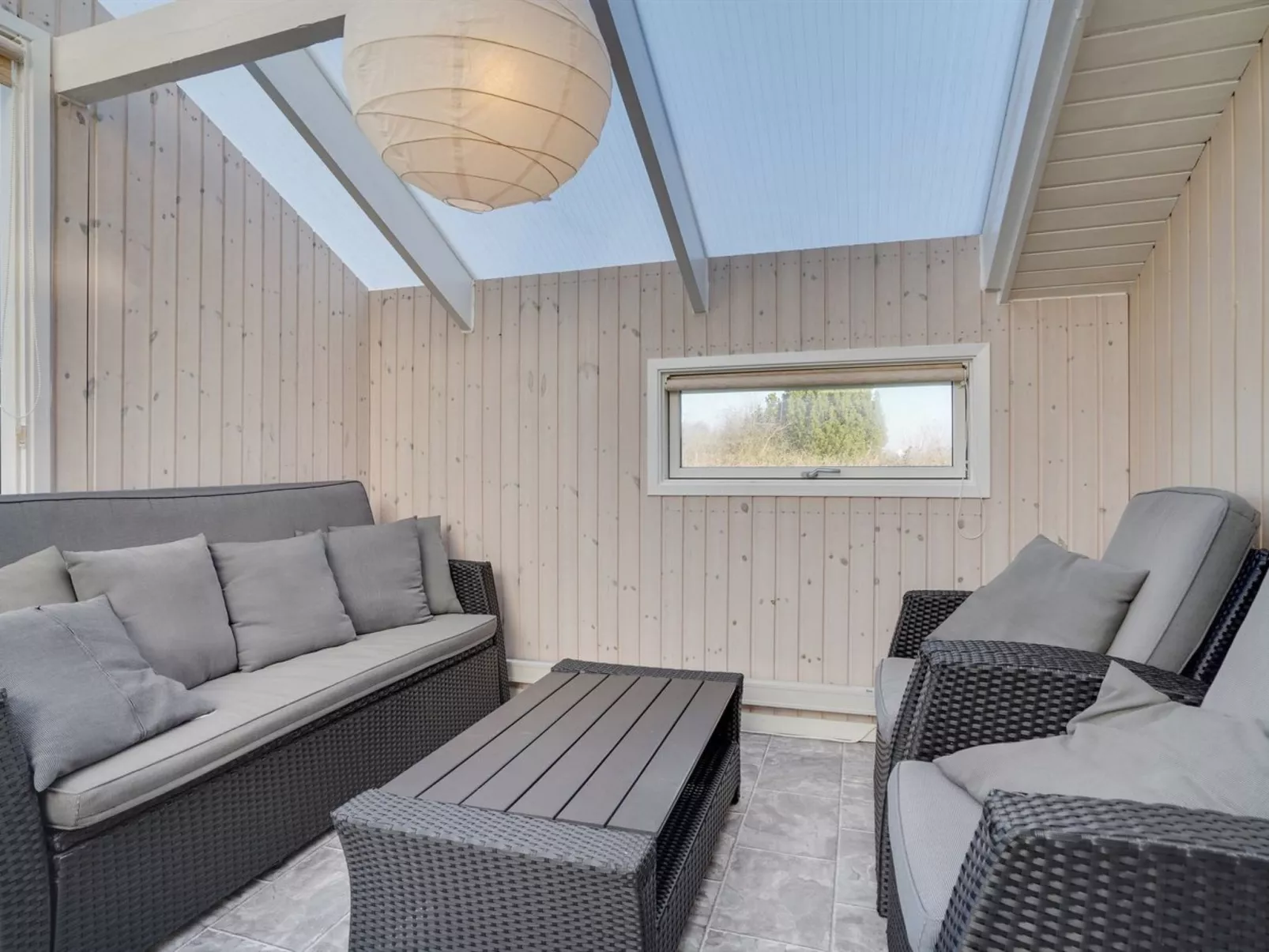 "Dunya" - 400m from the sea-Binnen