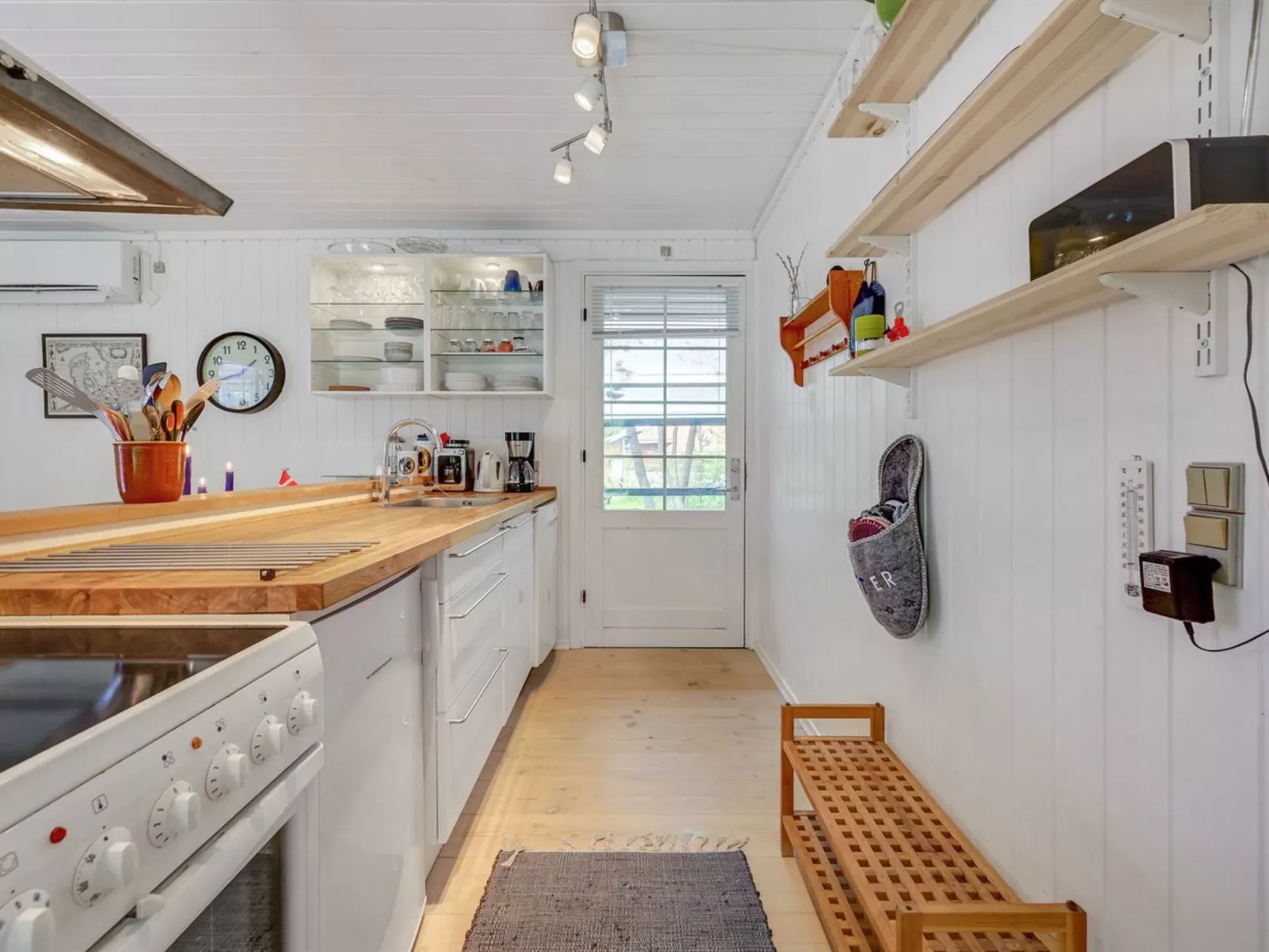 "Hamund" - 700m from the sea-Binnen