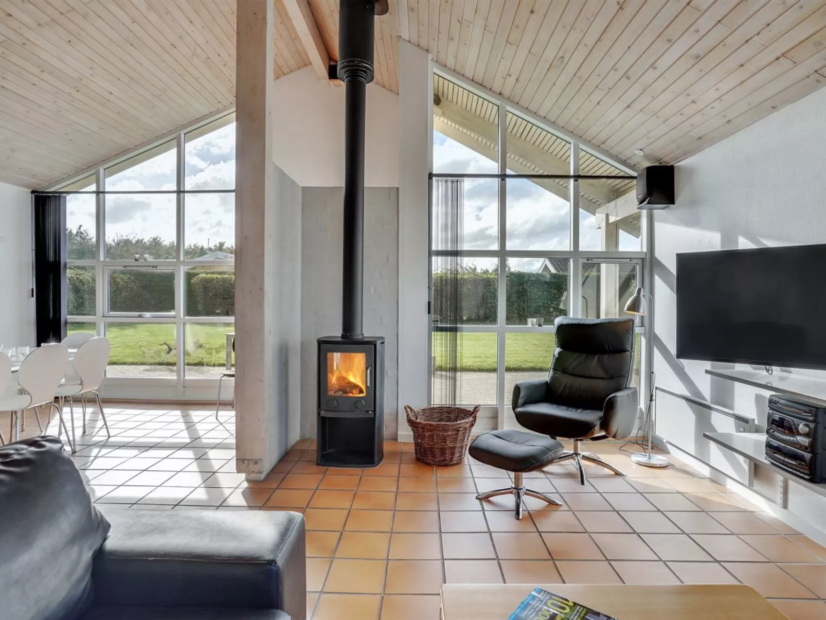 "Wreth" - 300m from the sea-Binnen