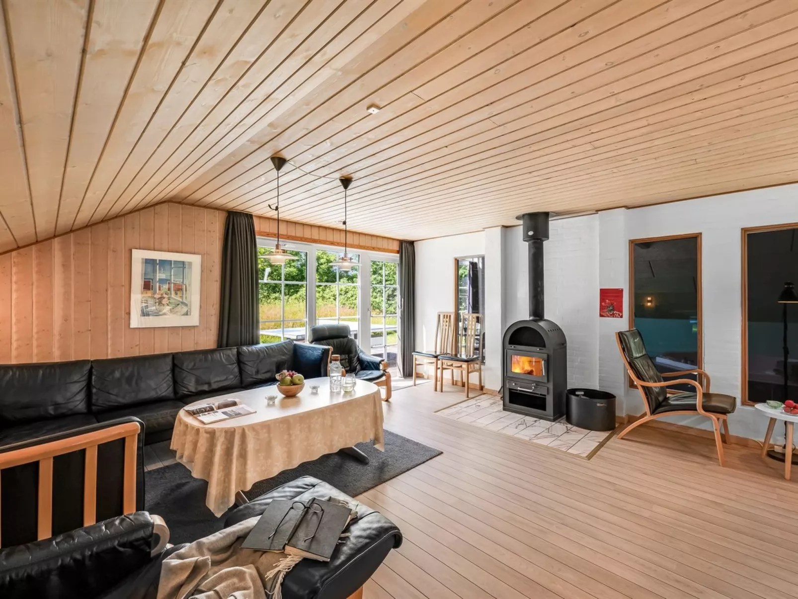 "Gunvald" - 2km to the fjord-Binnen