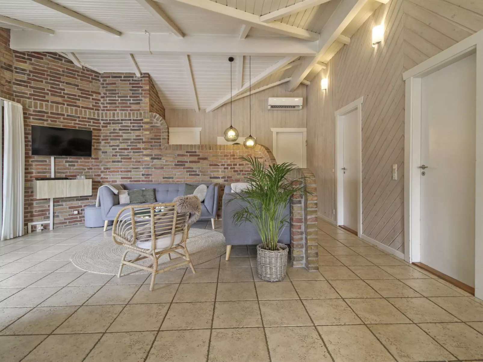 "Soini" - 900m from the sea-Binnen