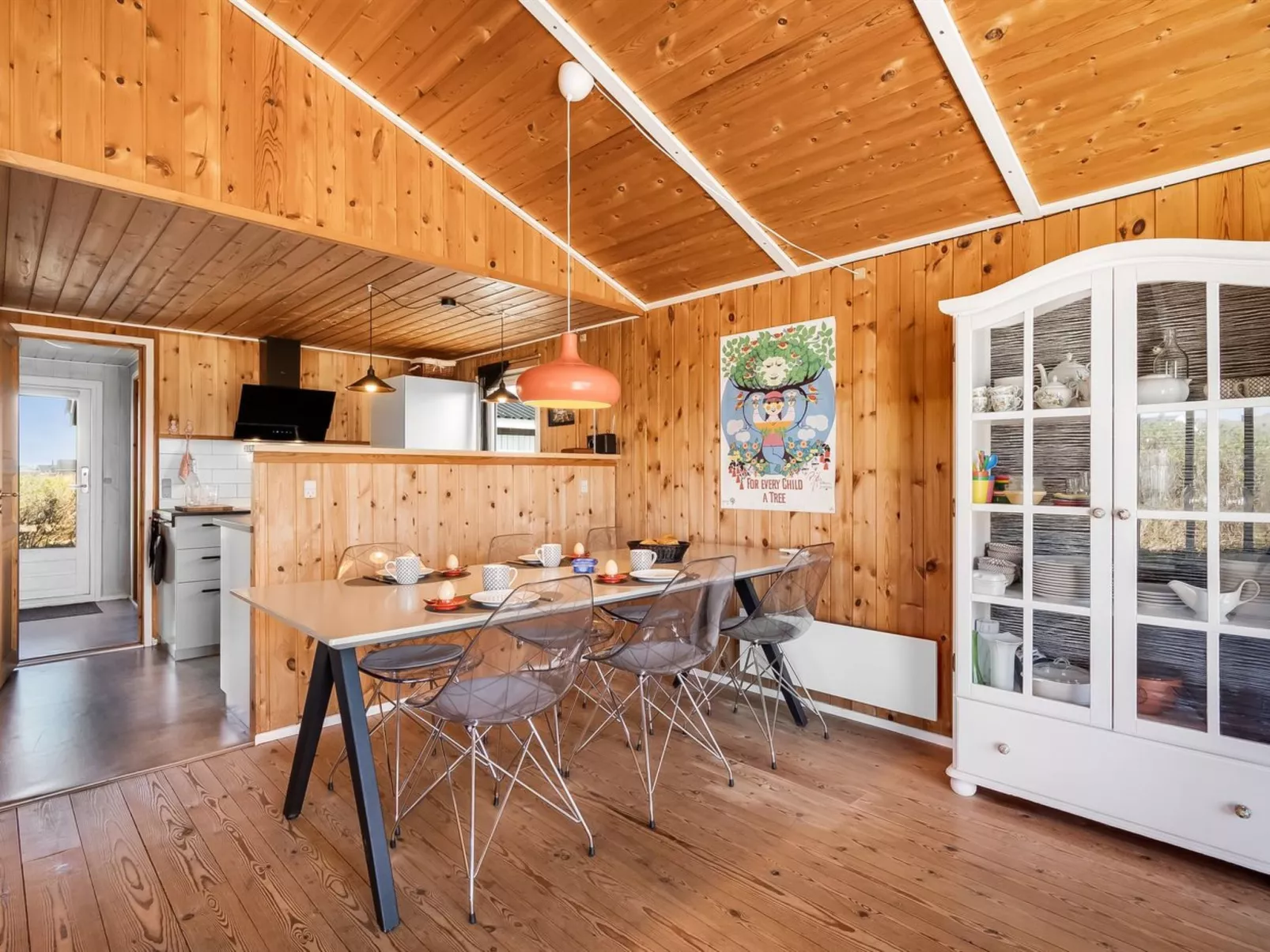 "Brigit" - 200m from the sea-Binnen