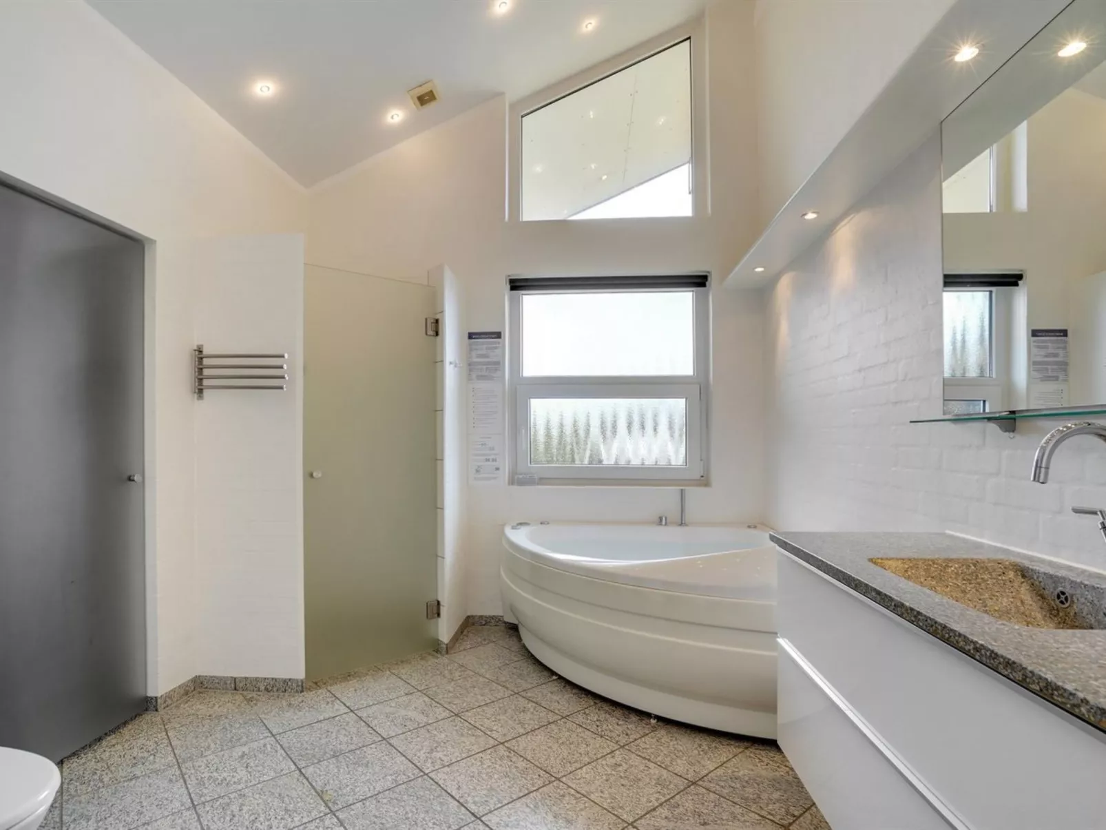 "Lex" - 150m from the sea-Binnen