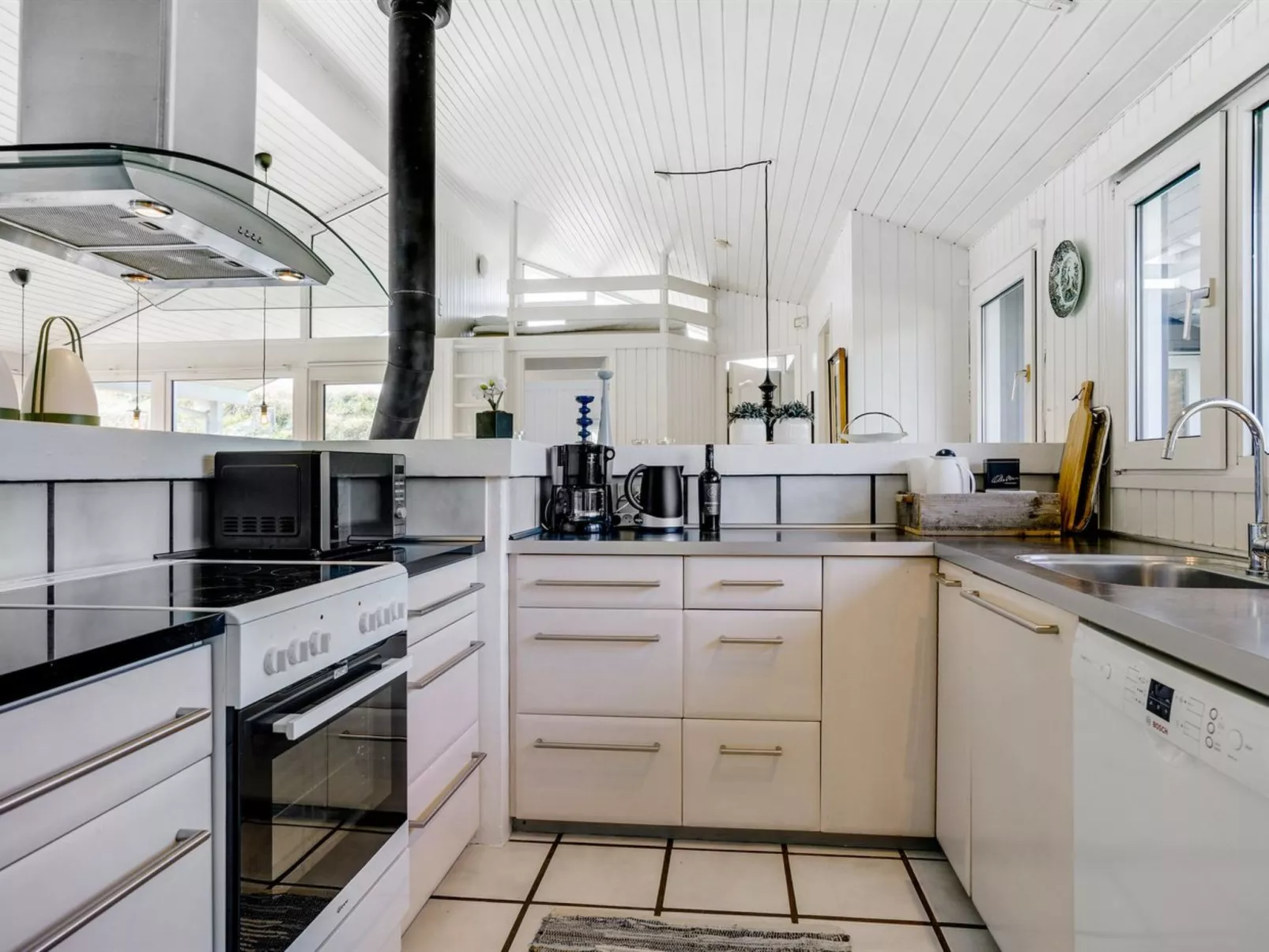 "Nilson" - 1.4km from the sea-Binnen